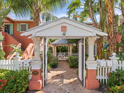 102 SE 7th Avenue, Delray Beach, FL 33483