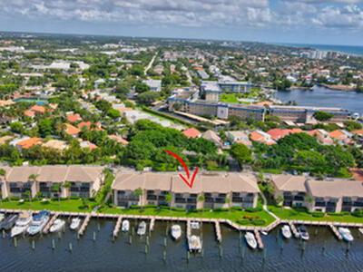 270 Captains Walk, Delray Beach, FL 33483