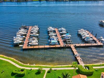 140 Yacht Club Way, Hypoluxo, FL 33462