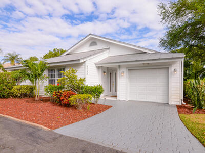 4140 NE Breakwater Drive, Jensen Beach, FL 34957