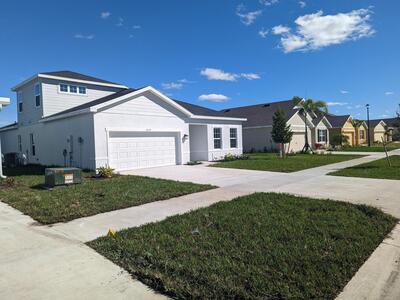 10579 SW Vasari Way SW, Port Saint Lucie, FL 34987