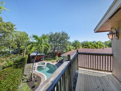 2220 W Pineridge Court, Delray Beach, FL 33444