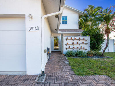 3016 Spanish, Delray Beach, FL 33483