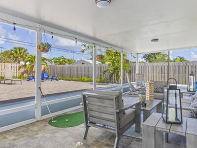 215 NE 17th Street, Delray Beach, FL 33444