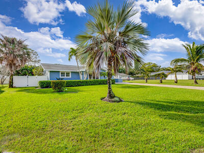 8776 SE Alabama Place, Hobe Sound, FL 33455