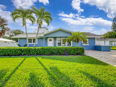 8776 SE Alabama Place, Hobe Sound, FL 33455