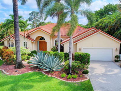 8017 Desmond Drive, Boynton Beach, FL 33472