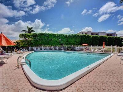 2871 N Ocean Boulevard, Boca Raton, FL 33431