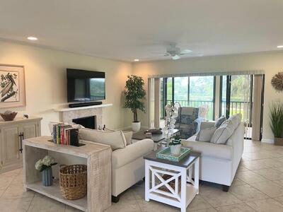 204 Clubhouse Circle, Jupiter, FL 33477