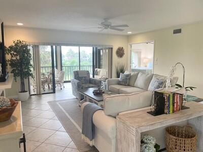 204 Clubhouse Circle, Jupiter, FL 33477