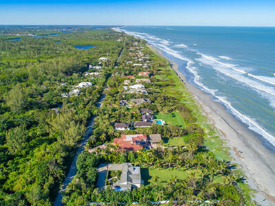 5 N Beach Road, Hobe Sound, FL 33455