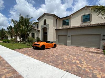 8187 Grand Prix Lane, Boynton Beach, FL 33472