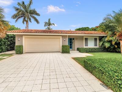 157 Worth Court N, West Palm Beach, FL 33405