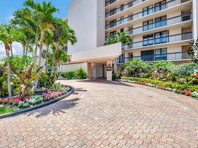 2707 N Ocean Boulevard, Boca Raton, FL 33431