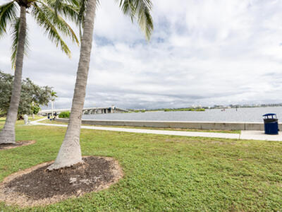 15 S Golfview Road, Lake Worth Beach, FL 33460