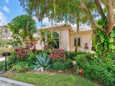 7081 Mallorca Crescent, Boca Raton, FL 33433