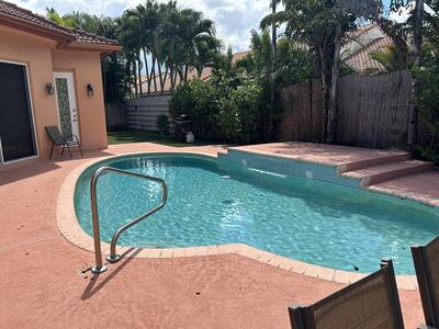 6781 Hollandaire Drive W, Boca Raton, FL 33433