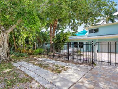 300 SE 7th Avenue, Delray Beach, FL 33483