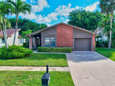 19652 Back Nine Drive, Boca Raton, FL 33498