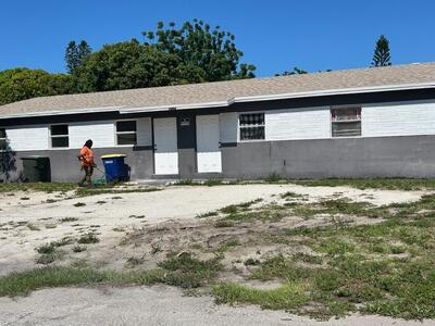 1002 N 16th Street, Fort Pierce, FL 34950