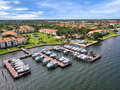 145 Yacht Club Way, Hypoluxo, FL 33462