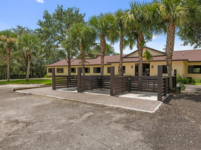 4980 Stables Way, Wellington, FL 33414