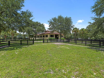 4980 Stables Way, Wellington, FL 33414