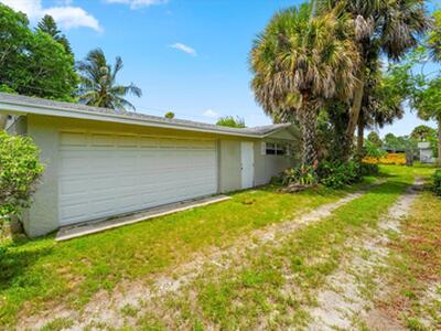 4455 NE Palmetto Drive, Jensen Beach, FL 34957