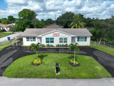 3501 Avenue E, Riviera Beach, FL 33404