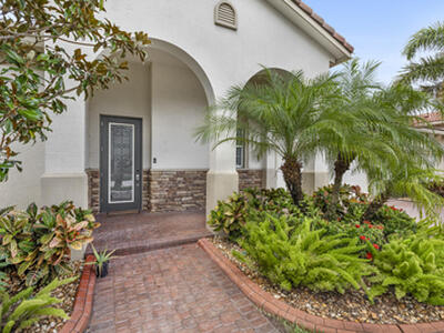 10245 SW Reggiani Road, Port Saint Lucie, FL 34986