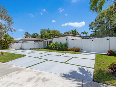 2556 Middle River Drive, Fort Lauderdale, FL 33305