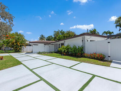 2556 Middle River Drive, Fort Lauderdale, FL 33305