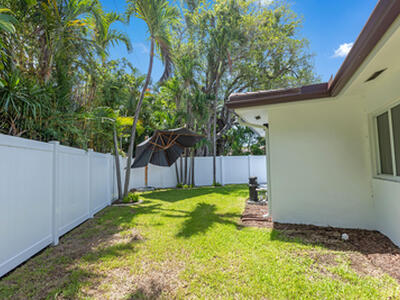 2556 Middle River Drive, Fort Lauderdale, FL 33305