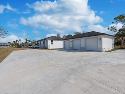 260 Rotonda Boulevard W, Rotonda West, FL 33947