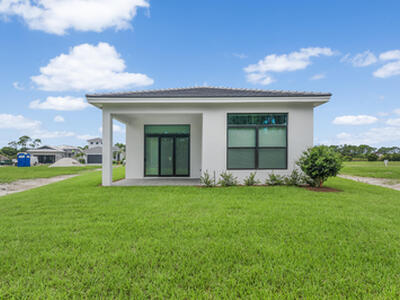 244 SE Via Sangro, Port Saint Lucie, FL 34952