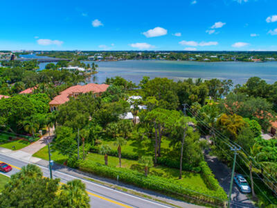 4 E Riverside Drive, Jupiter, FL 33469