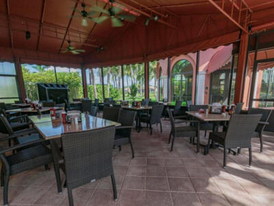 1902 Via Castello, Wellington, FL 33411