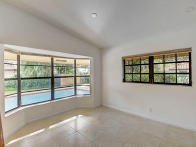 3230 St James Drive, Boca Raton, FL 33434