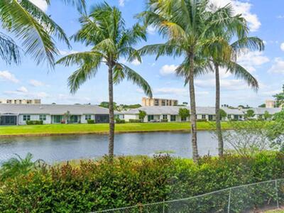 24 Abbey Lane, Delray Beach, FL 33446