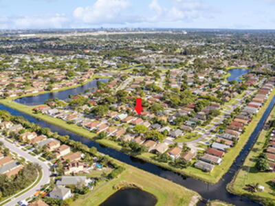 1390 Summit Run Circle, West Palm Beach, FL 33415