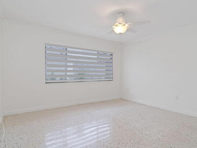 28 S Palmway, Lake Worth Beach, FL 33460