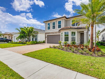 10382 Northbrook Circle, Palm Beach Gardens, FL 33412