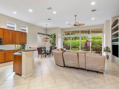 16295 Via Venetia W, Delray Beach, FL 33484