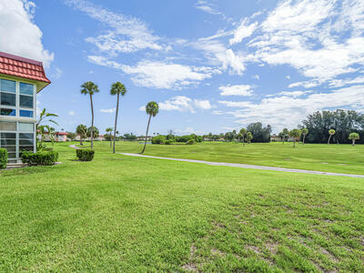 55 Woodland Drive, Vero Beach, FL 32962