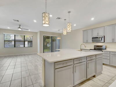 4591 San Fratello Circle, Lake Worth, FL 33467