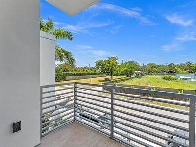 111 SE 1st Avenue, Delray Beach, FL 33444