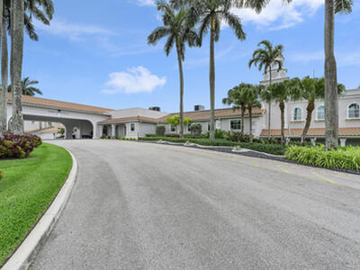 6121 Pointe Regal Circle, Delray Beach, FL 33484