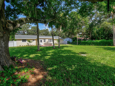 13074 23rd Avenue N, Palm Beach Gardens, FL 33410