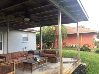 134 SE 26th Avenue, Boynton Beach, FL 33435