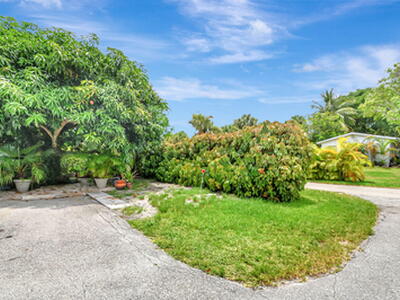 1853 Service Road, North Palm Beach, FL 33408